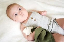 Tikiri Knuffeldoekje Met Bijtspeeltje - Zebra 10 Tikiri Knuffeldoekje Met Bijtspeeltje - Zebra -Speelgoed Voor Kinderen Winkel tikiri tikiri knuffeldoekje met bijtspeeltje zebra 3